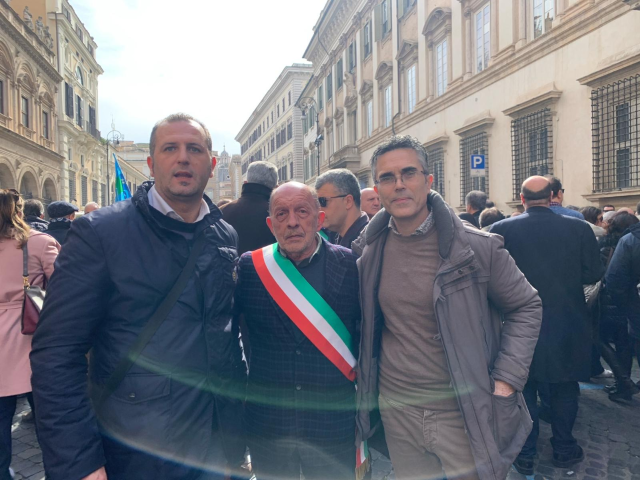 Il Comune di Sant’Arsenio alla manifestazione nazionale a Roma contro l’Autonomia Differenziata ed il blocco del Fondo Sviluppo e Coesione