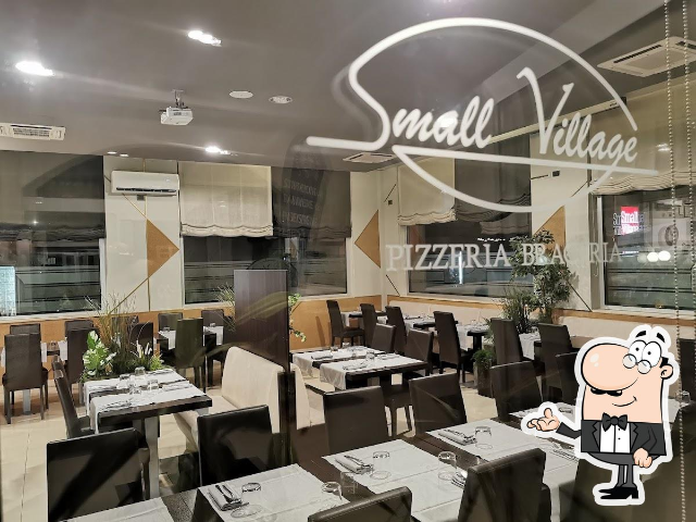 rb2a-Small-Village-Pizzeria-Braceria-interior-2022-10